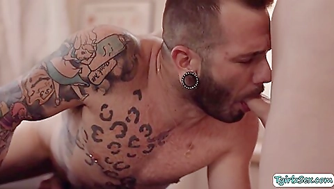 Sexy blonde massage therapist gets her booty drilled