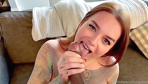 Blonde shemale with big ass gets a deepthroat fuck