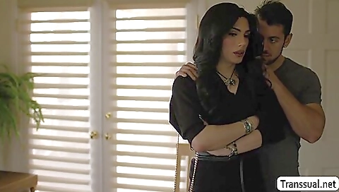 Busty brunette amateur trans chick got her asshole fucked